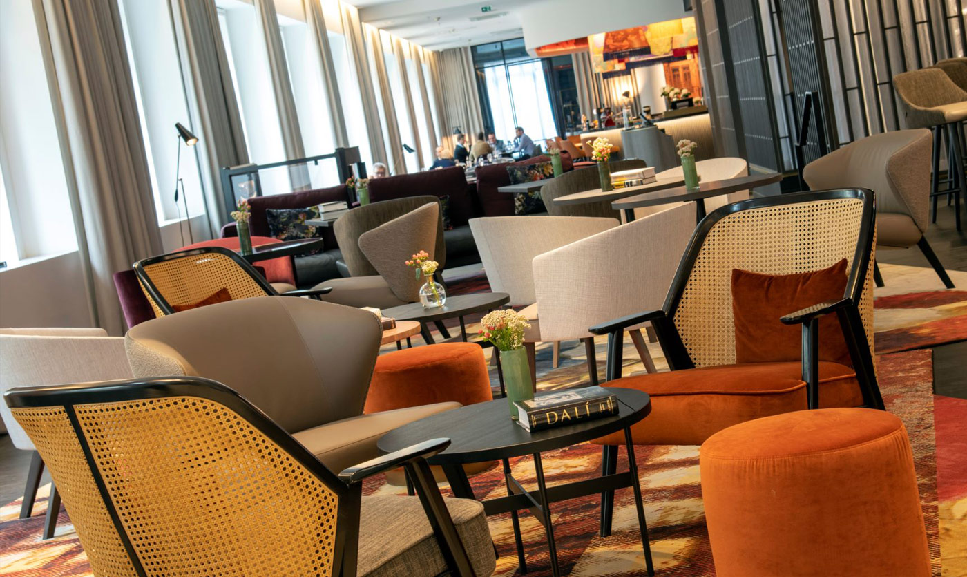 Mobilier Collinet au Renaissance Brussels Hotel