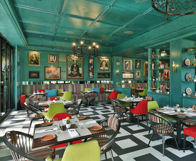 Nouvelles chaises de restaurant Collinet à La Cantina Kahlo