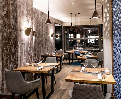 Mobilier Collinet du restaurant Maïence