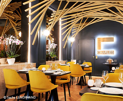 Mobilier Collinet de Luxury Hotel School - Restaurant Le Charles à Paris
