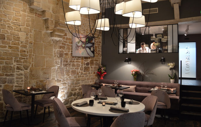 Mobilier restaurant A Contre Sens à Caen 2