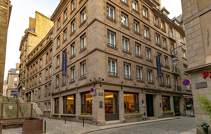 Mobilier de l’hôtel des Marins à Saint-Malo - 2