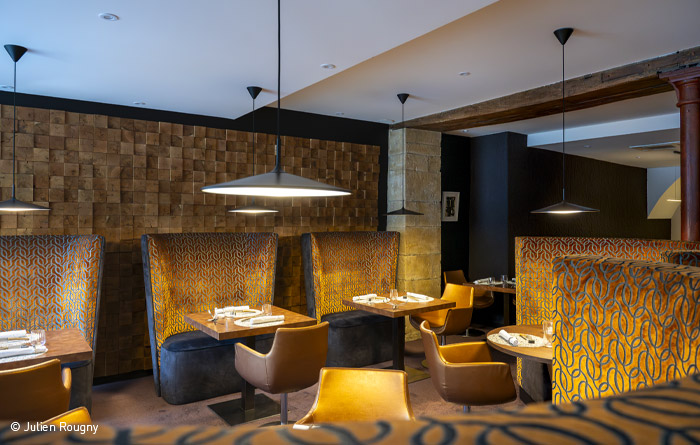 Mobilier Collinet du Restaurant Hervé Busset - 2